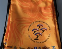 týmové oblečení a merch - Galerie